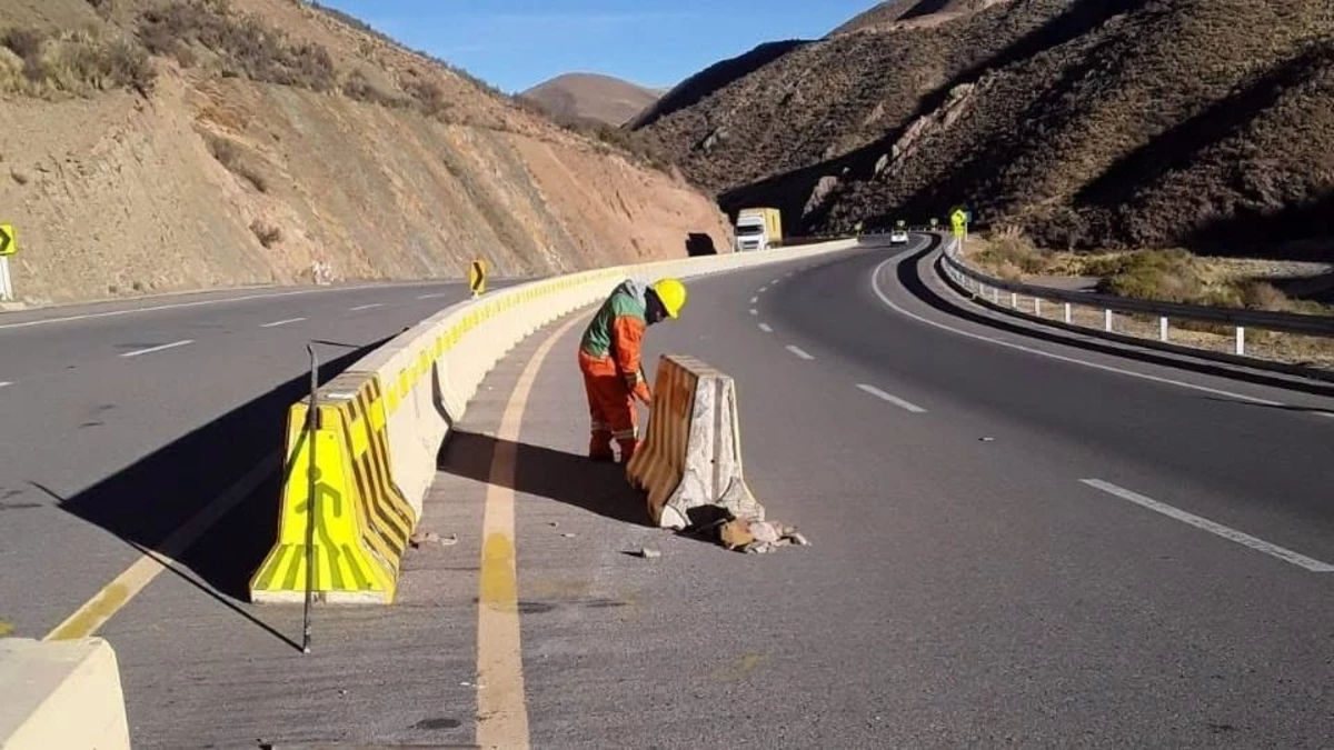 Bolivia inicia la jornada sin bloqueos y con tránsito normal en las carreteras
